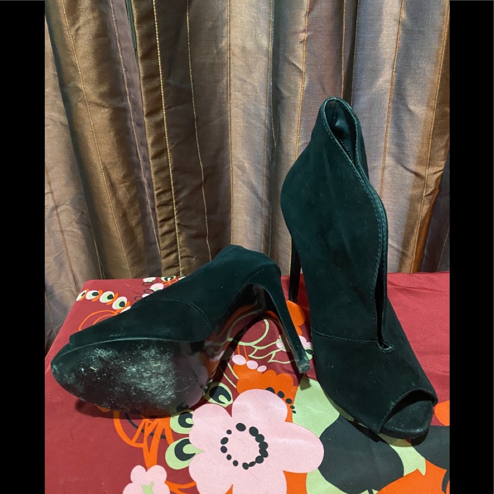 Open Toe Booties - Picture 3 of 3